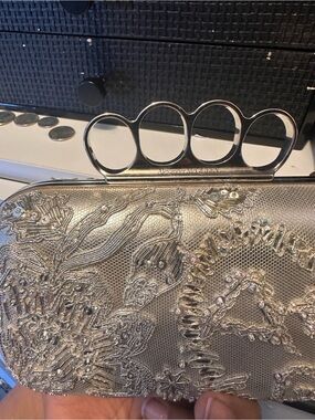Alexander McQueen Silver Embellished Knuckle-Handle Clutch